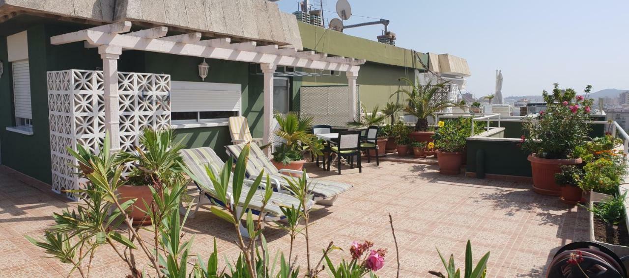 Апартаменты Atico Con Gran Terraza Фуэнхирола Экстерьер фото