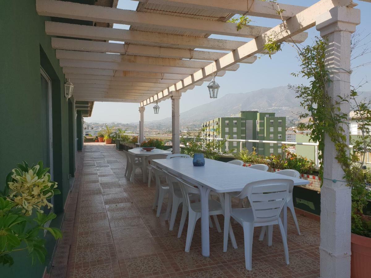 Апартаменты Atico Con Gran Terraza Фуэнхирола Экстерьер фото