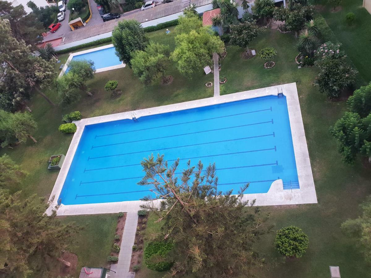 Апартаменты Atico Con Gran Terraza Фуэнхирола Экстерьер фото